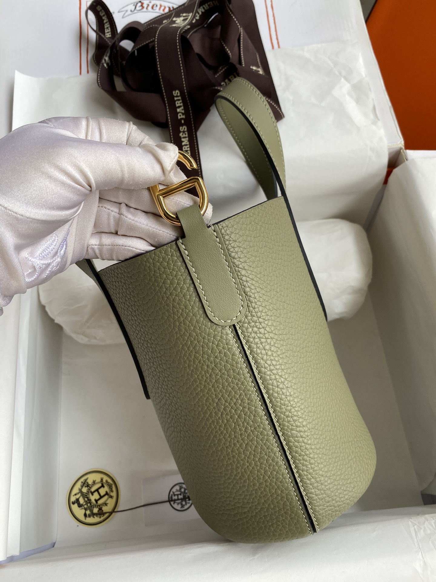 Hermes In The Loop 18 Bag In Sauge Clemence Leather